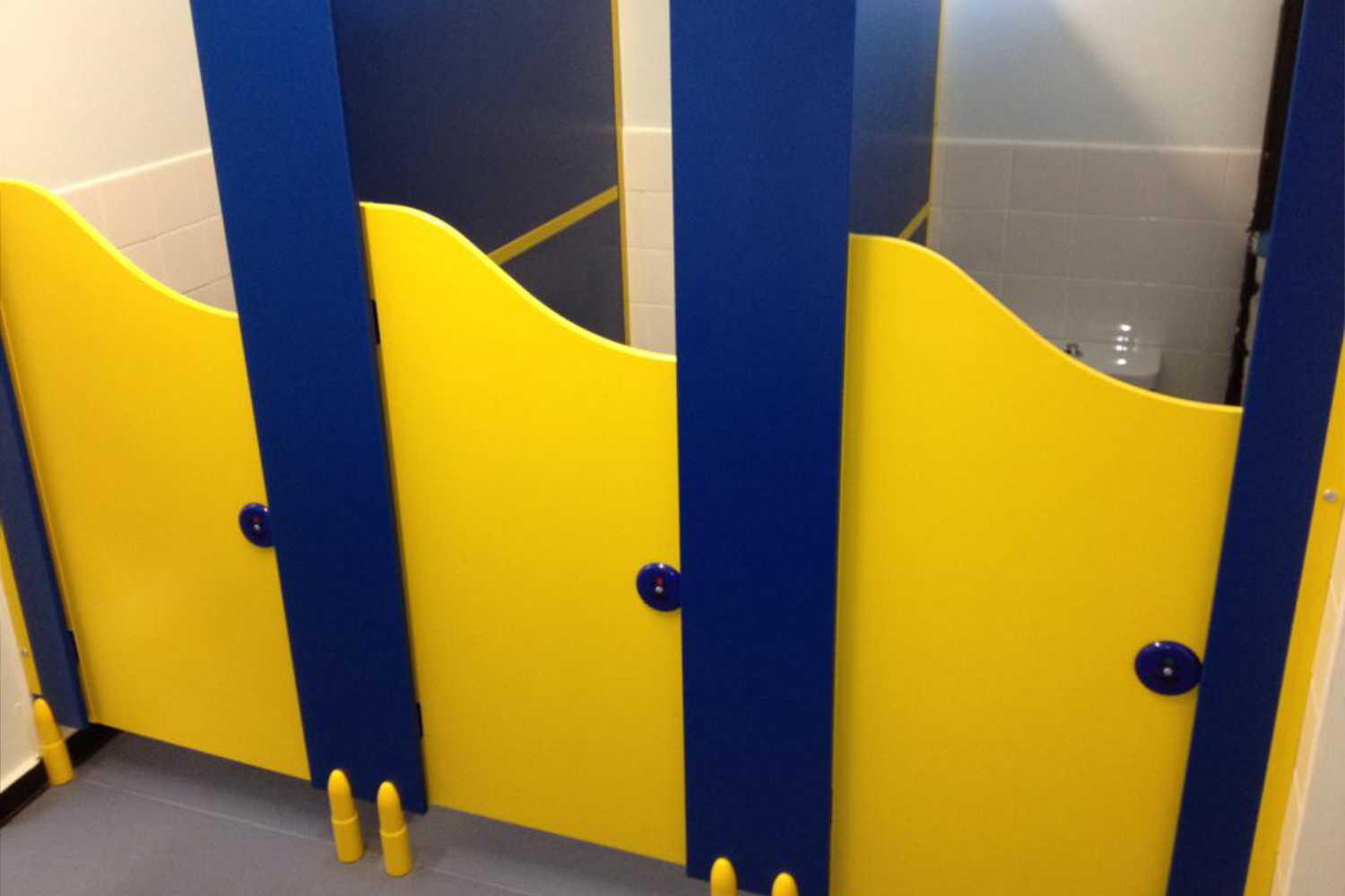 W&W Building Contractors School Toilet Refurbishment- Corrie Primary School - Greater Manchester